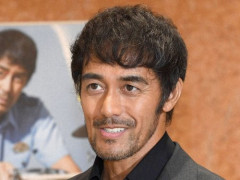 【悲報】阿部寛、最新ショットに「激やせしてない？」心配の声