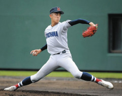 ドラフト１位候補の横浜高校織田、157キロ（２回計測）、慶應相手に6回ノーノー←これ