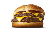 【マジ？】マクドナルドで「サムライマックの〇〇抜き」が美味すぎると話題に！