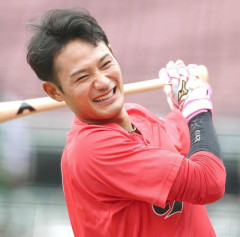 カープ名原、新井監督の助言で〝復活の猛打賞〟｢トップが浅くなっている」