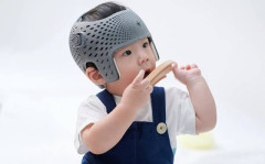 【画像】富裕層の赤ちゃん、みんな”これ”被ってる