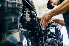 他の店で買ったバイクはバイク屋さんは直してくれないの？