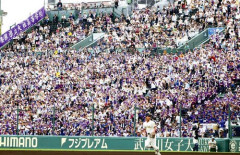 【悲報】強豪校の補欠球児、“アルプス応援ダンス”に賛否両論