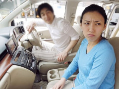 【悲報】高級車に乗ってる男性、女性から嫌われてる模様→「カッコイイと思う」はたった6%…