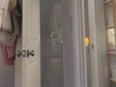 彼女が勝手に部屋に入ってくる。入り口をこうしてみた → 対策は無意味だった…