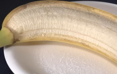 医師「最強の熱中症対策考えました！バナナに◯◯をかけて食べましょう！！！」