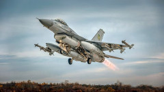 ウクライナ軍のF-16戦闘機が空中戦でロシア軍のSu-35戦闘機を初撃墜…歴史的戦果の意味！
