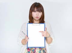 1か月だけ中居のアルバイトに某有名温泉地へ行ったら、男性客にムネを鷲掴みにされ「1万円でいいでしょ(ﾆﾔﾆﾔ」と押し倒された！→必死に逃げて女将に報告したらなんと…