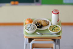 三大給食以来食べてない物「ビワ」「ちまき」あと一つは…