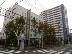 【悲報】神奈川県警の警察官、捜査情報を暴力団組員に教えて書類送検 →処分が軽すぎると批判殺到