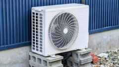 【悲報】ワイ家のエアコンの室外機、壊れる