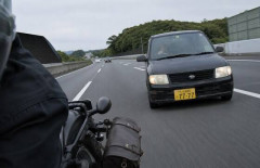 【急募】バイク乗ってて基地外ドライバーに煽られた時の対処法