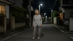 【認知症】隣の奥さんがいつの間にか認知症になっていたみたいで、突然夜うちに来て「私の家はどこですか？」と言ってきた