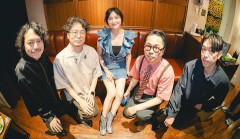 【画像】広末涼子、生足＆超ミニ　最新姿に「46歳でこの…」「この透明感で全て許される」「首と膝見た感じ年相応」