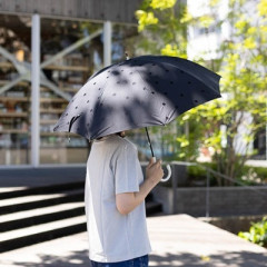 【悲報】女さん、球場で日傘を差してしまい炎上ｗｗｗｗ