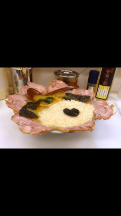 【画像】このラーメン見た目はあまりよろしくないが人生で食った中で最強レベルに美味い