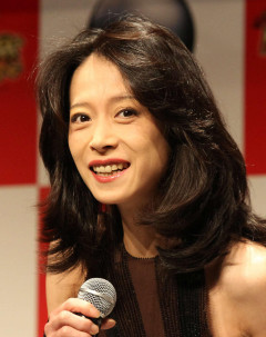 【困惑】中森明菜、小泉今日子の「アンタさ、暗いよ」を尊敬のエピソードとして語る