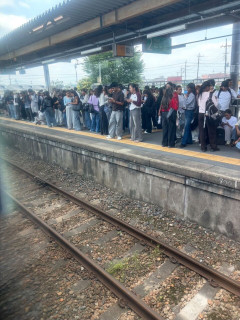 【画像】日本の駅が完全にインドｗｗｗｗｗ