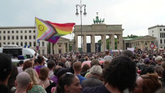 【衝撃】ドイツでポリコレバトル、LGBT集団に車で突っ込み30人殺傷したイスラム過激派を射殺・・・・・・・・・