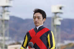 【戦慄】川田将雅騎手「明らかに熱中症でした」真夏の競馬に「馬死ぬぞ」の声・・・・・・・・・
