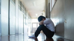 【朗報】日本さん、10代の自殺が増え、おっさんは自殺しない先進国に成長！