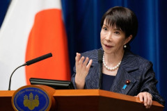 日本の永住権取得要件、月収47万9000円以上の収入が必要に！？　海外の反応。