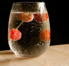 嫁が炭酸水ばかり飲むんだが