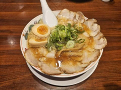 べつにもういかなくても良いやってラーメンチェーン店教えろ