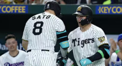 森下翔太、阪神選手の集合写真にも姿を見せず