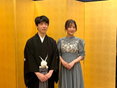 【画像】藤井聡太君、アイドルとのツーショットでメガトロンとなってしまうｗｗ