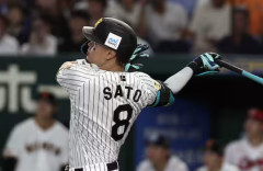 阪神タイガース佐藤輝明、W受賞で賞金200万円！！！