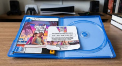 小売「コード版パッケージを個人売買するな！DL版を買え！ゲーム屋として強く忠告する！」