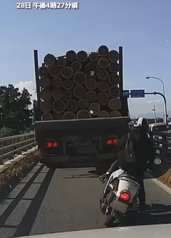 【動画】運転中に震度7が来るとこうなる…