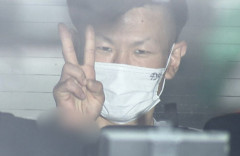 「おれは風なんだ」「なにわの風だ」窃盗・車上荒らしで逮捕された42歳男、護送車でVサイン