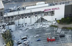 【悲報】イオン熊本の店員「地震のあと店長に店内の写真撮りに行かされた」→