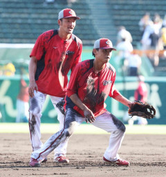 カープ〝激震〟前川＆矢野を広島県警が家宅捜索。登録抹消。球団「警察の捜査に全面的に協力」