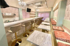 【悲報】コンカフェ「1時間2200円飲み放題で可愛い女の子とお喋りできます」←お前らが行かない理由ｗｗｗｗｗｗｗｗｗｗ