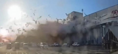 【動画】イオン大爆発の新動画、怖すぎるwwwwwwwwwwwwwwwwwwwwwwwwwwwwwwwwwwwwwwwwwwwwwwwwwwwww