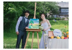 三笘薫、結婚式フォトを削除　妻はアカウント削除  「まさか…ないよな？」と心配の声…　不穏な動きの中で残された夫婦の姿