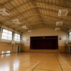 「今はクーラーが体育館の中に8台ぐらい」AKB48・秋山由奈が明かした“最近の学校”に昭和勢「単純に我慢だった」   |  昭和の給食と令和の給食