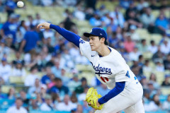 佐々木朗希、6回途中2失点で今季5勝目 6回に「足のけいれん」で乱調も、ドライヤーが火消し成功…大谷翔平は左膝痛でスタメン外も