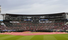 楽天対ソフトバンク戦は雨天中止