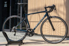 【悲報】ロードバイクなのにフロントギアが3枚の奴wwwwwwwwww