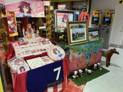 【ウマ娘】チヨちゃんを祭る祭壇まで…こんなチヨちゃん推し全開なパチ屋さんがあるんだ！？