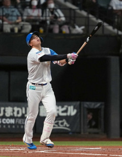 【日本ハム】常谷拓輝、プロ初スタメンも4打数無安打