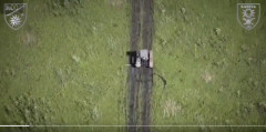 【これはすごい】ウクライナ軍の補給ロボット、自爆ドローンに“マニューバキル”を決める