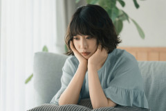 【悲報】SNSワイ「年収やっと900到達！」「今日は子供の入園式！」「4000万の家購入！」←全て嘘ｗｗｗ