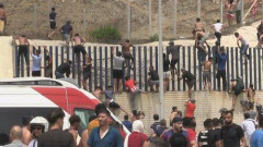 【衝撃】スペインにアフリカから不法移民5万人、海を泳いで流入ｗｗｗｗｗｗｗｗｗｗ