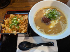 お前らがこの天重＆カレーうどんセットに出せる金額