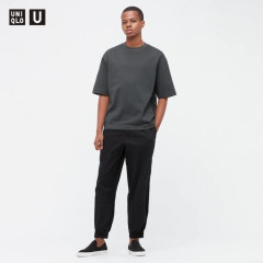 今年もユニクロのエアリズムコットンオーバーサイズTシャツの季節が来たな、マジでいいわこの服
